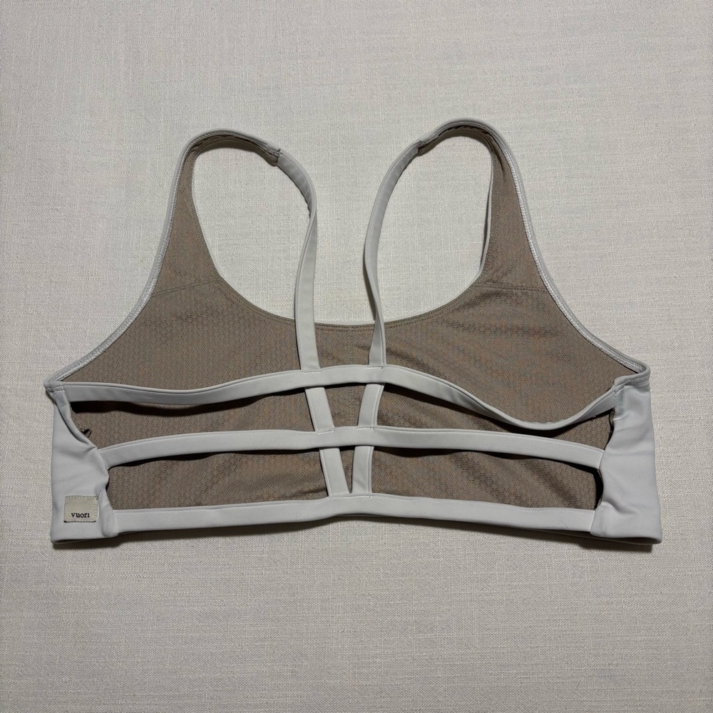 Vuori Yosemite Bra | White